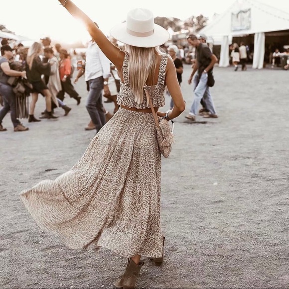 Traded Cheetah two piece skirt set boho spell style - Picture 2 of 12